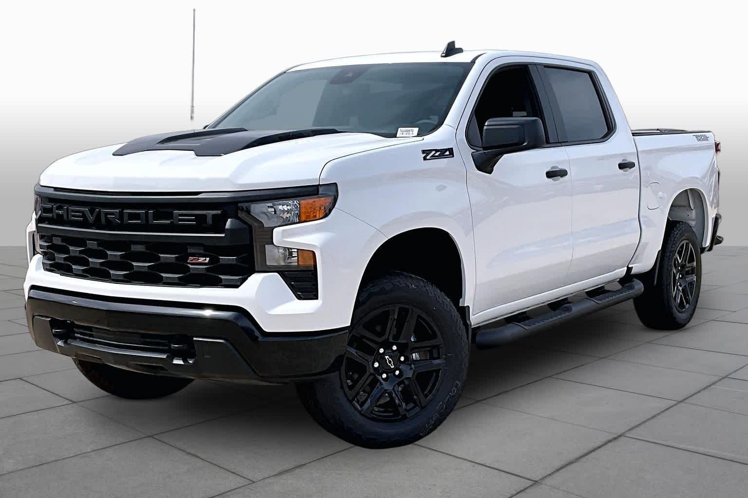 New 2026 Summit White Chevrolet Custom Trail Boss image 2