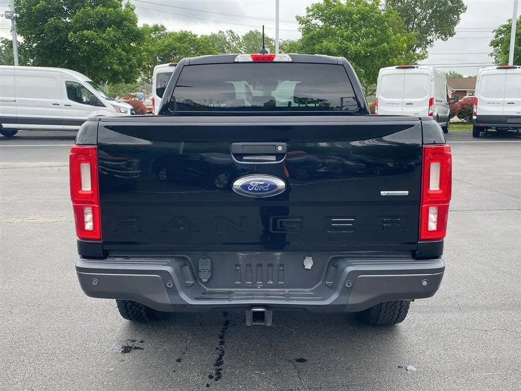 Used 2019 Shadow Black Ford XLT image 9