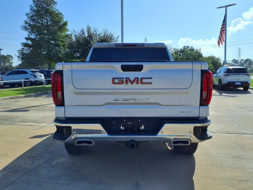 2023 GMC Sierra 1500 SLT - Photo 19