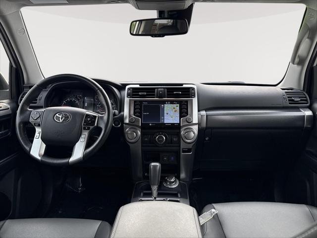 Certified Used 2023 SILVER ME. Toyota  image 7