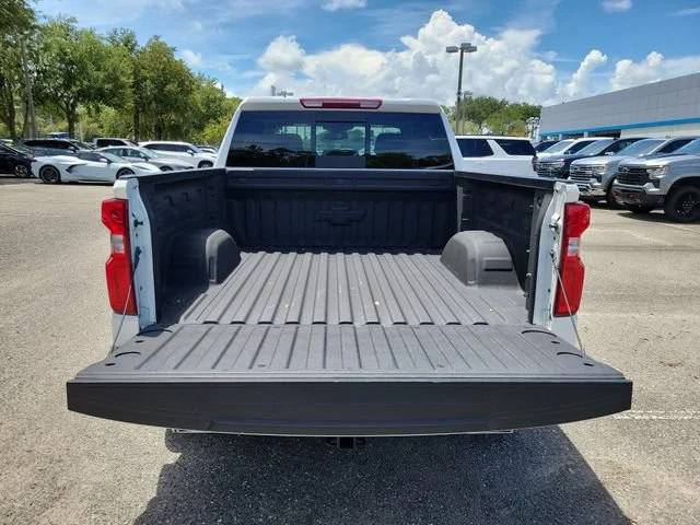 2025 Chevrolet Silverado 1500 LTZ - Photo 12