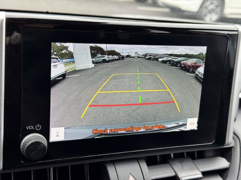 Used 2025 Silver Toyota LE image 4