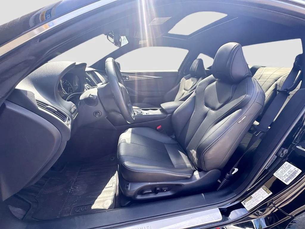 Used 2022 Black INFINITI LUXE image 23