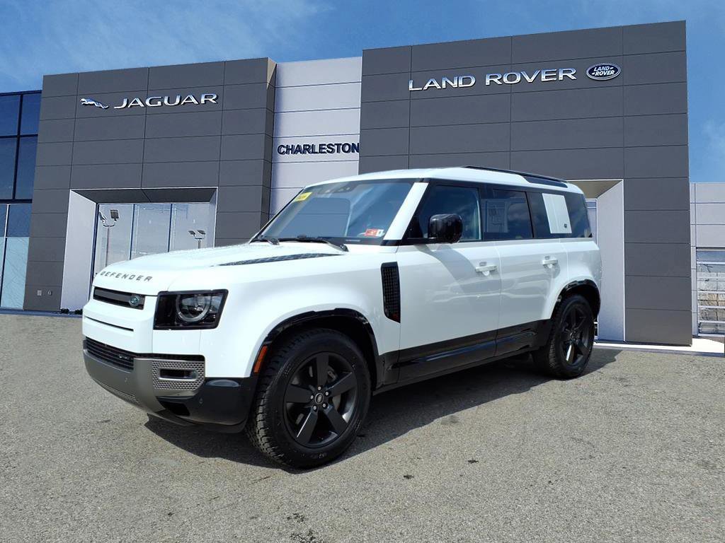 2022 Land Rover Defender X-Dynamic SE's photo