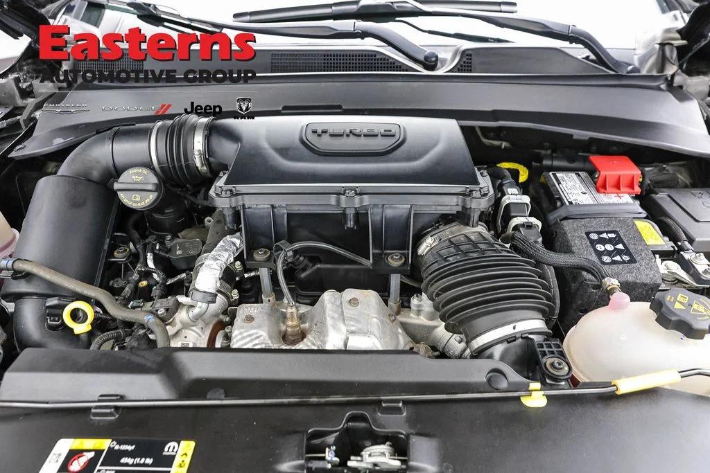 Certified Used 2024 Black Jeep Latitude Lux image 9