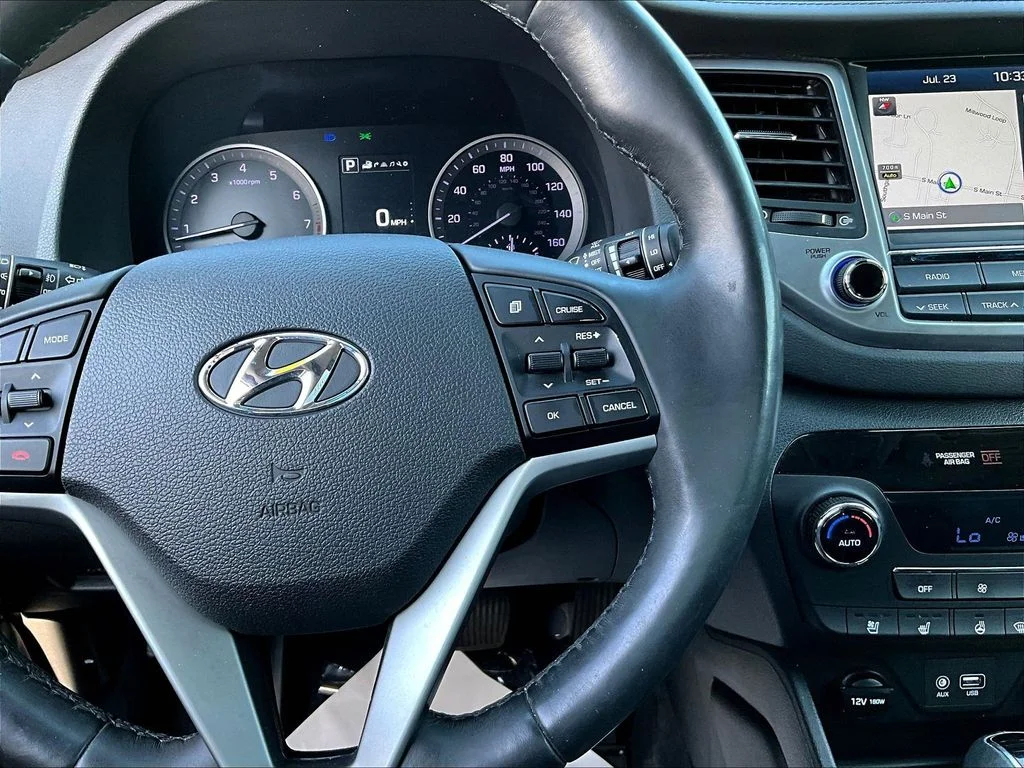 Used 2018 Silver Hyundai Limited image 12