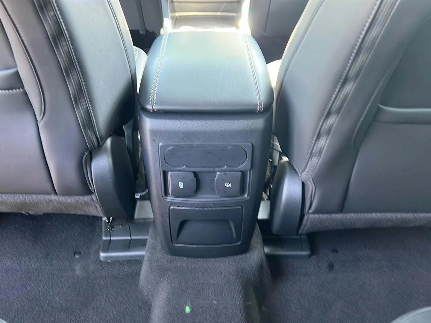 Used 2023 Agate Black Ford XLT image 19