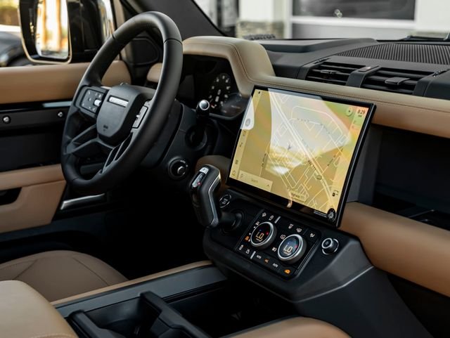 New 2026 Santorini Black Land Rover X-Dynamic SE image 39