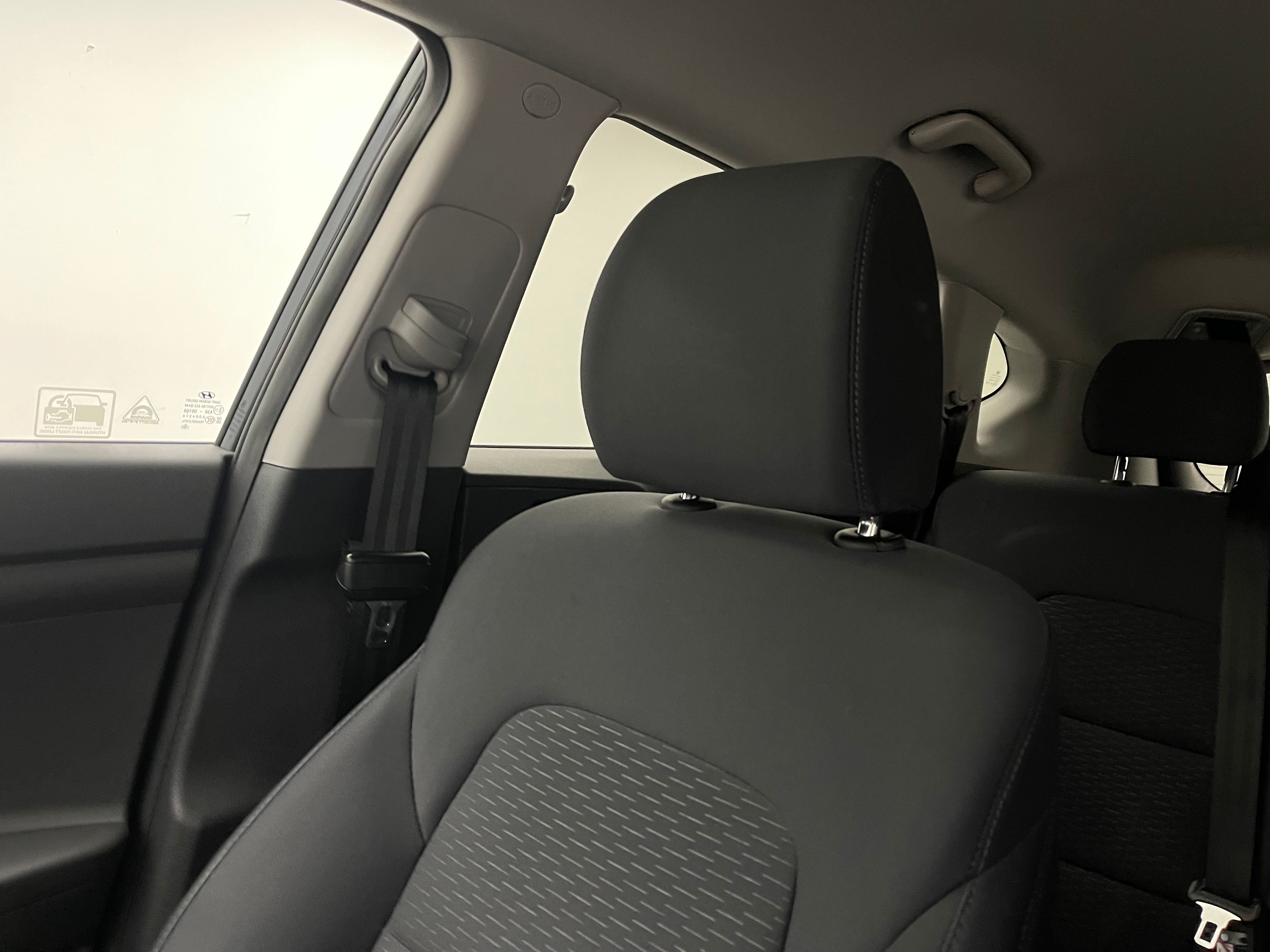 Used 2021 Dusk Blue Hyundai SE image 36