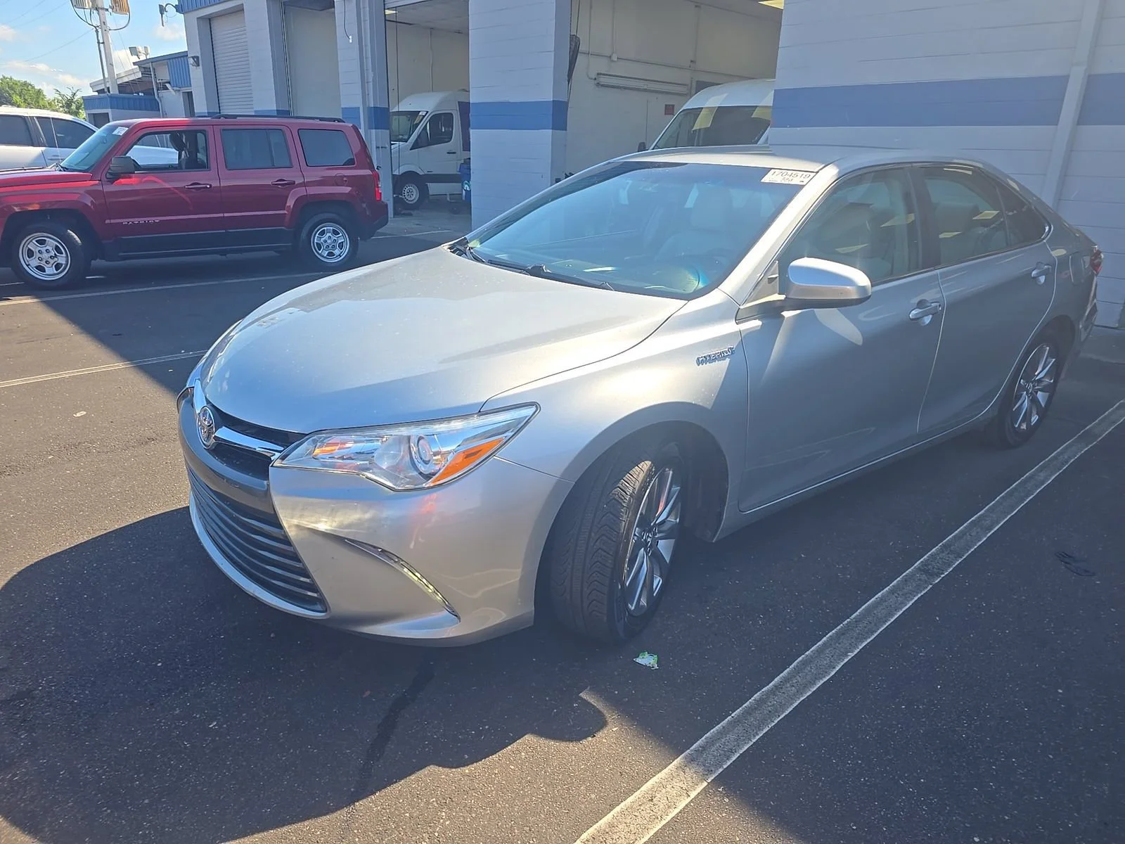 2017 Toyota Camry 2.5 Auto XLE Hybrid's photo