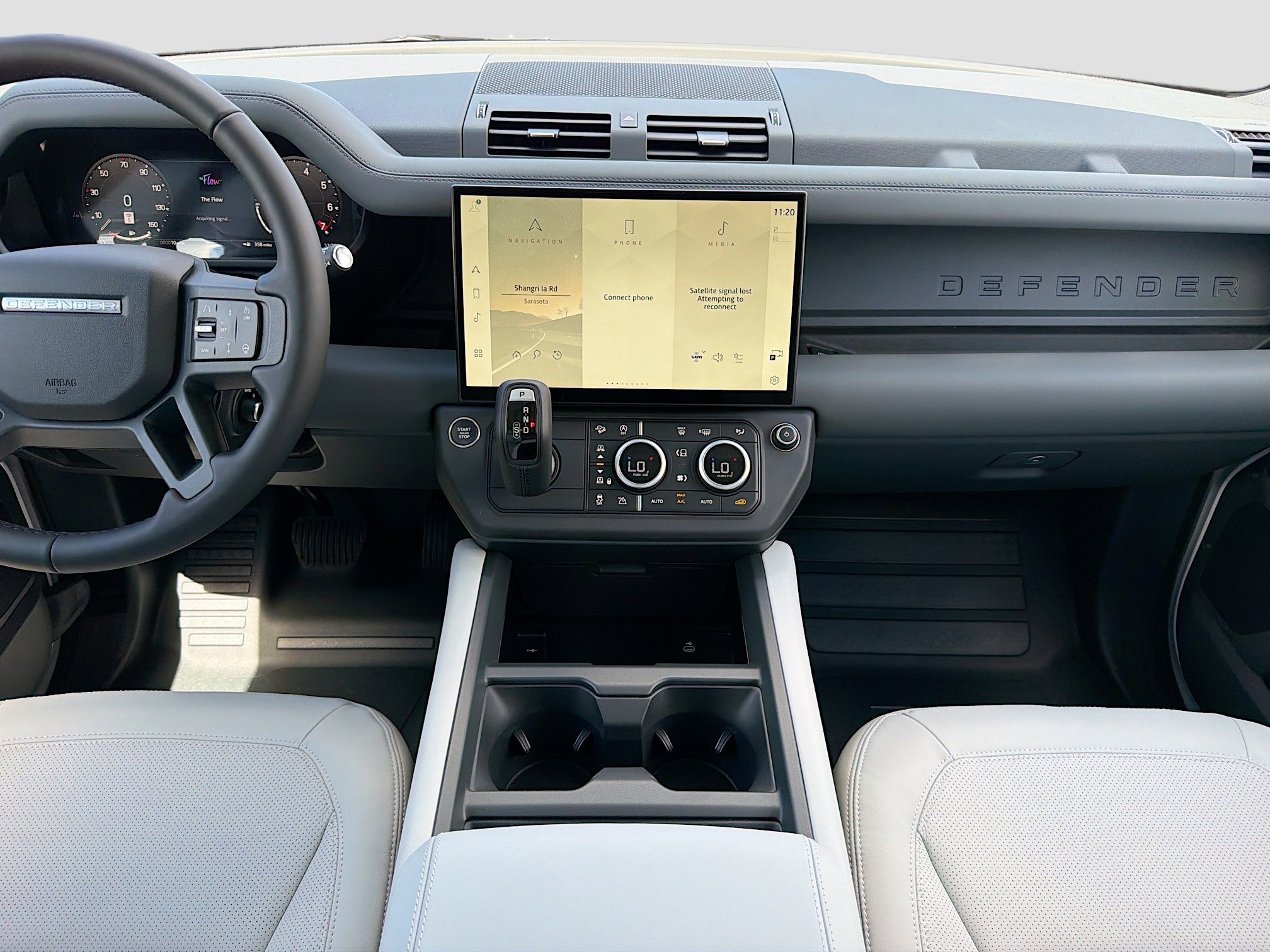 New 2026 Fuji White Land Rover X-Dynamic SE image 19