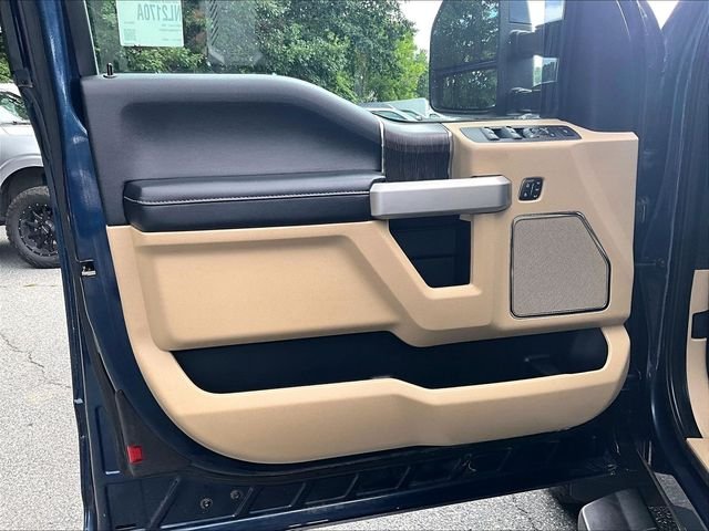 Used 2020 Blue Ford Lariat image 18