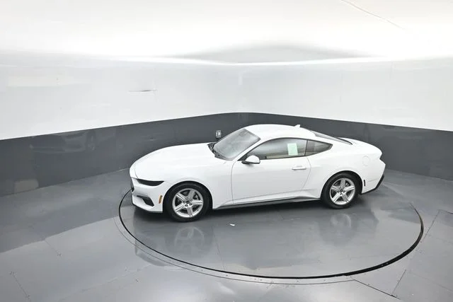 New 2026 Oxford White Ford EcoBoost® Fastback image 19