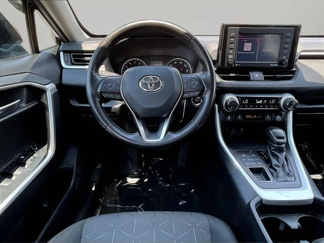 Used 2020 Gray Toyota XLE image 8