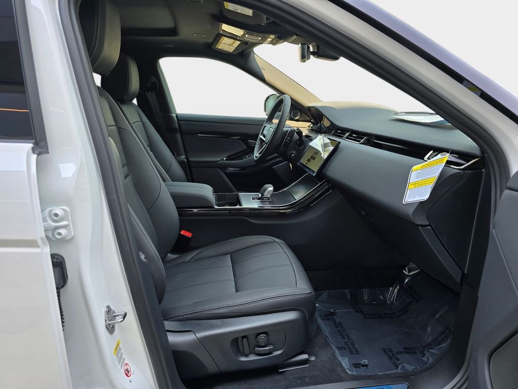 New 2026 Ostuni Pearl White LAND ROVER Hoxton Edition image 10