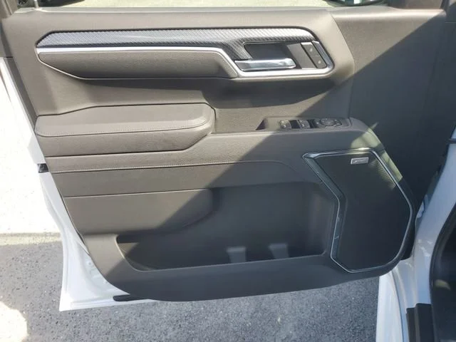 2025 Chevrolet Silverado 1500 RST - Photo 20
