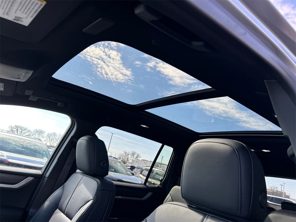 2026 GMC ACADIA - Image 28