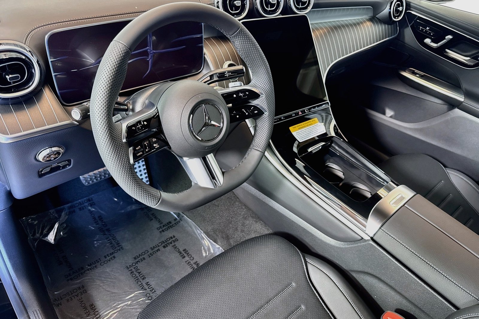 New 2026 Black Mercedes-Benz GLC 300 image 9