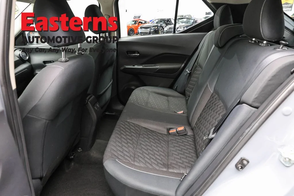 Used 2021 Gray Nissan SV image 21