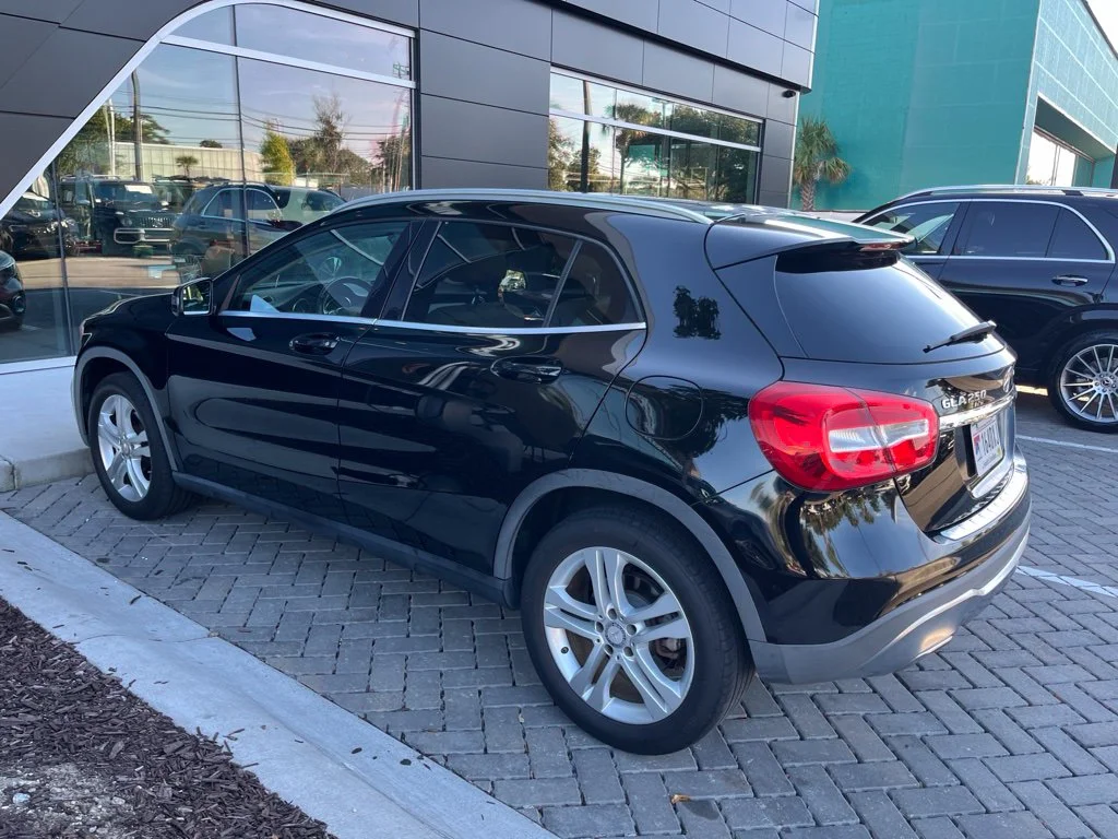 Used 2018 Night Black Mercedes-Benz GLA 250 image 7