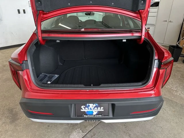New 2026 Currant Red Kia LXS image 21