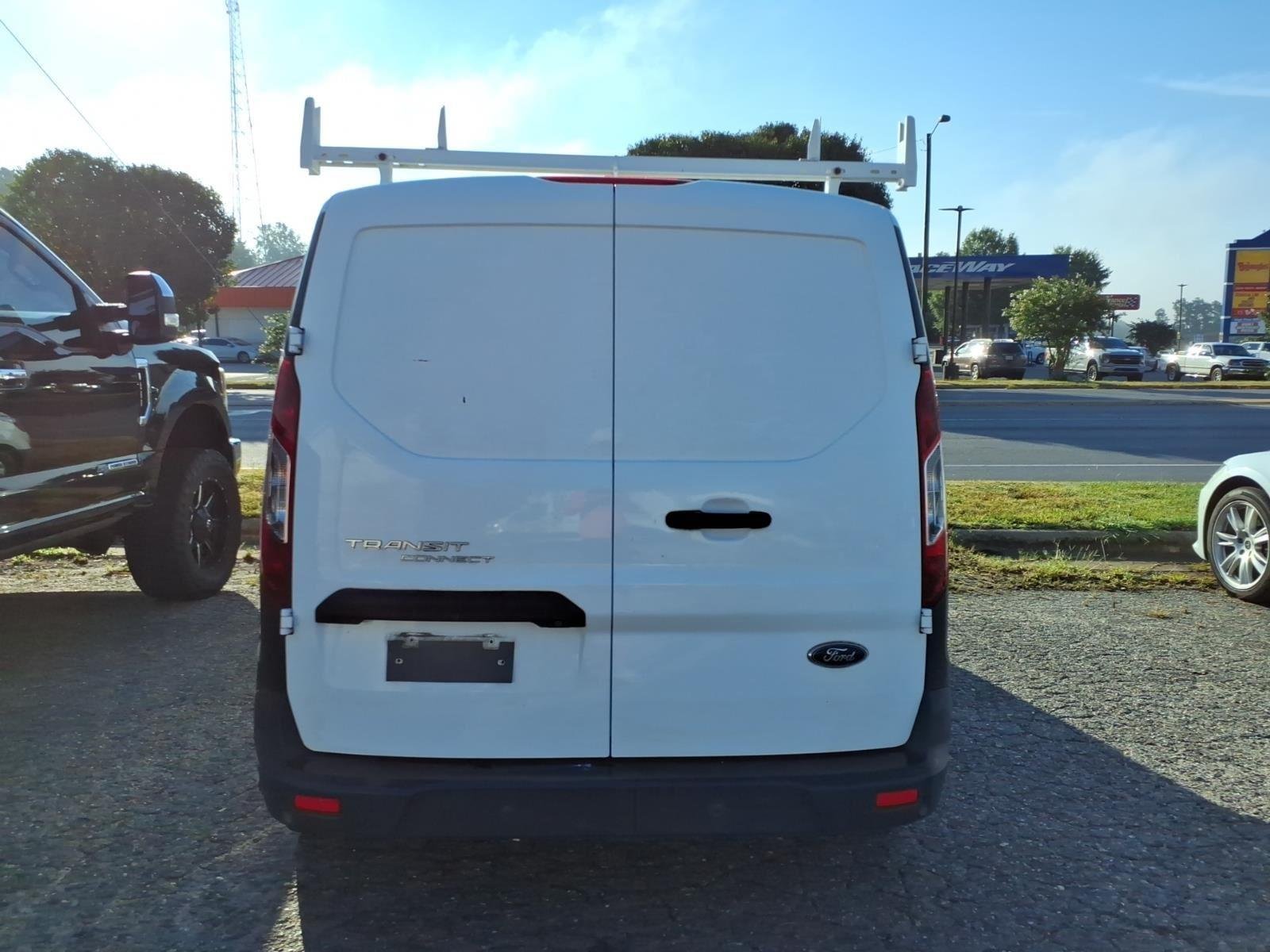 Used 2022 Frozen White Ford XL image 5
