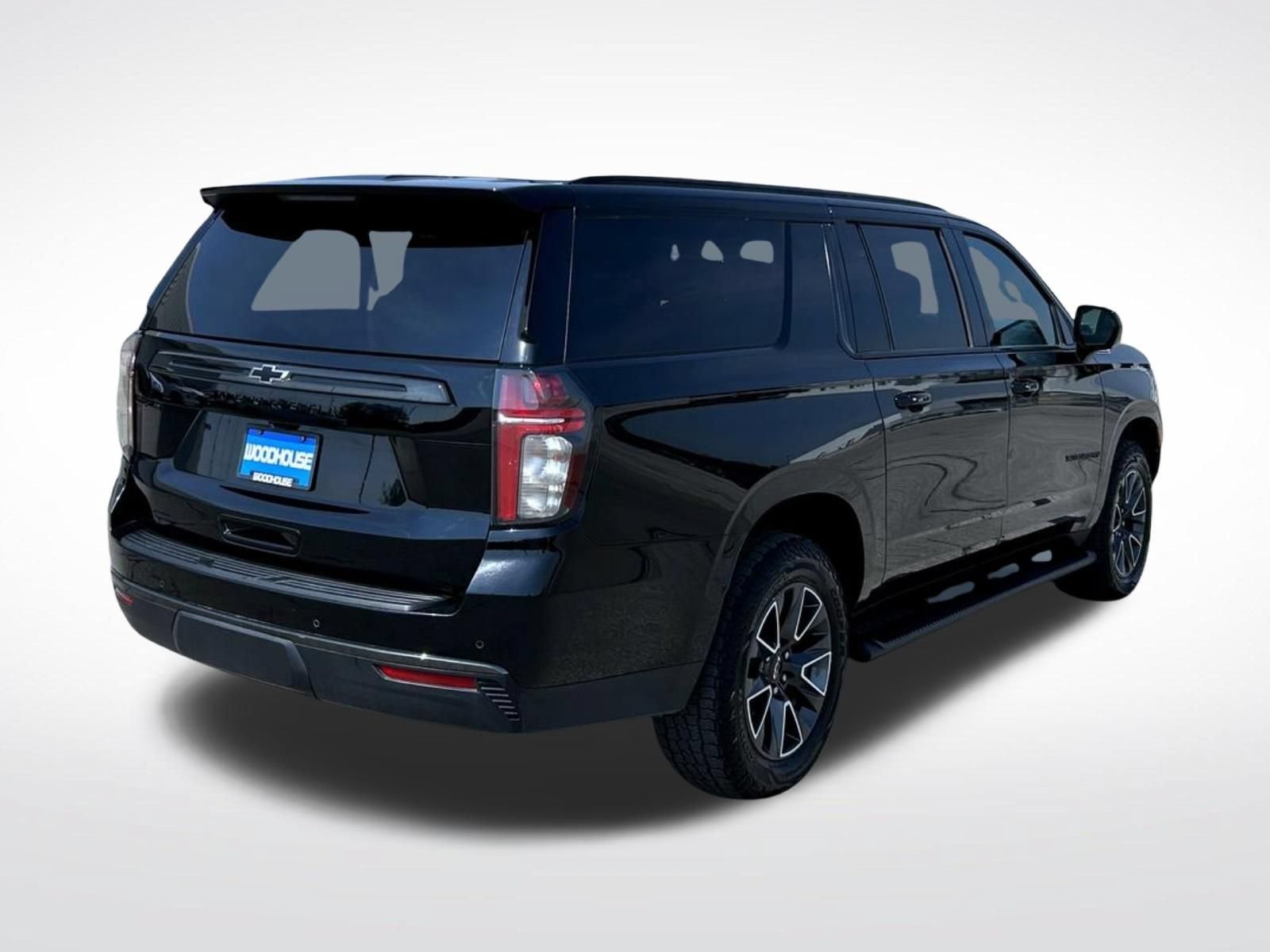 2021 Chevrolet Suburban Z71 - Photo 6
