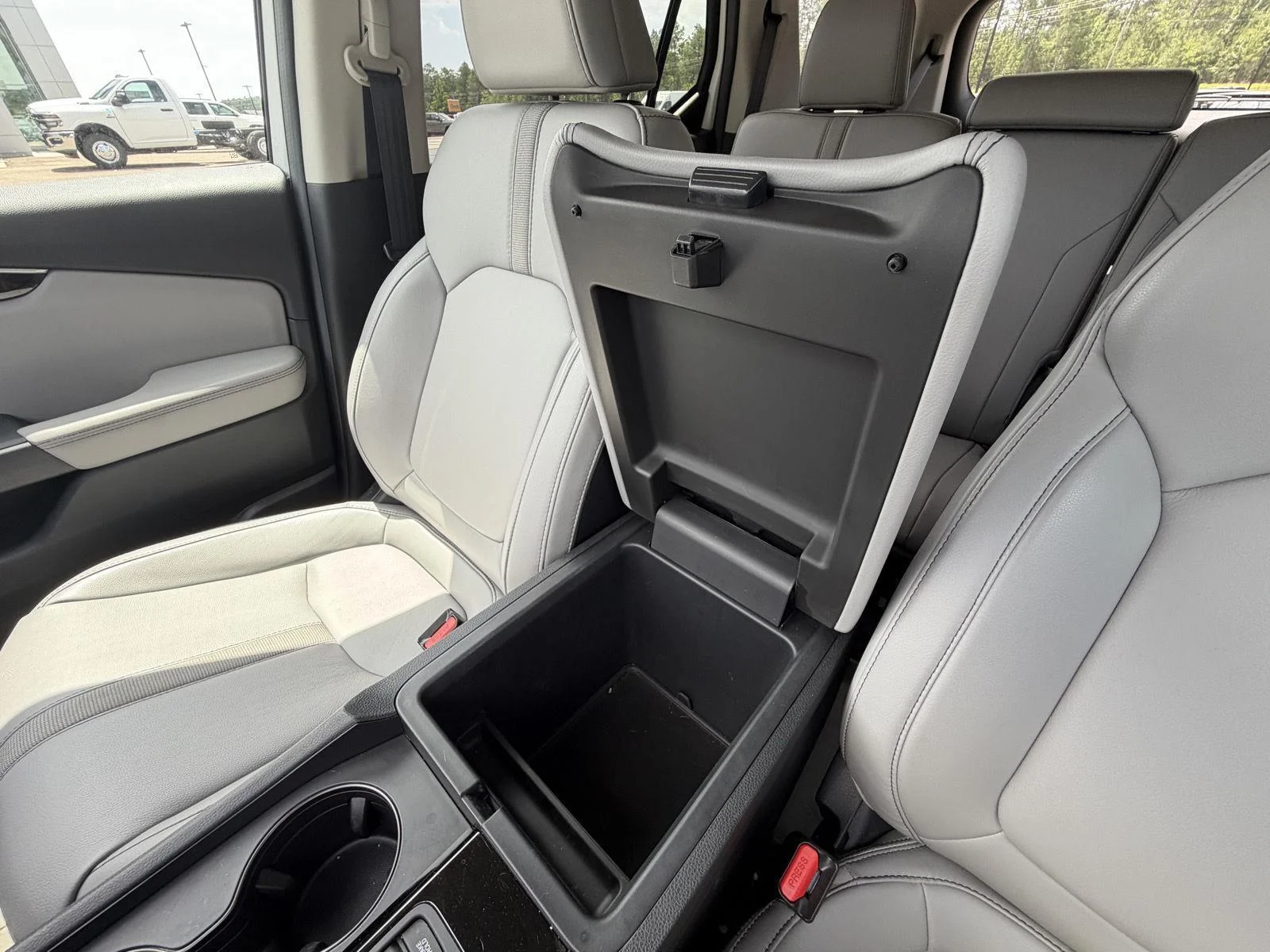 Used 2025 Platinum White Pearl Honda EX-L image 14
