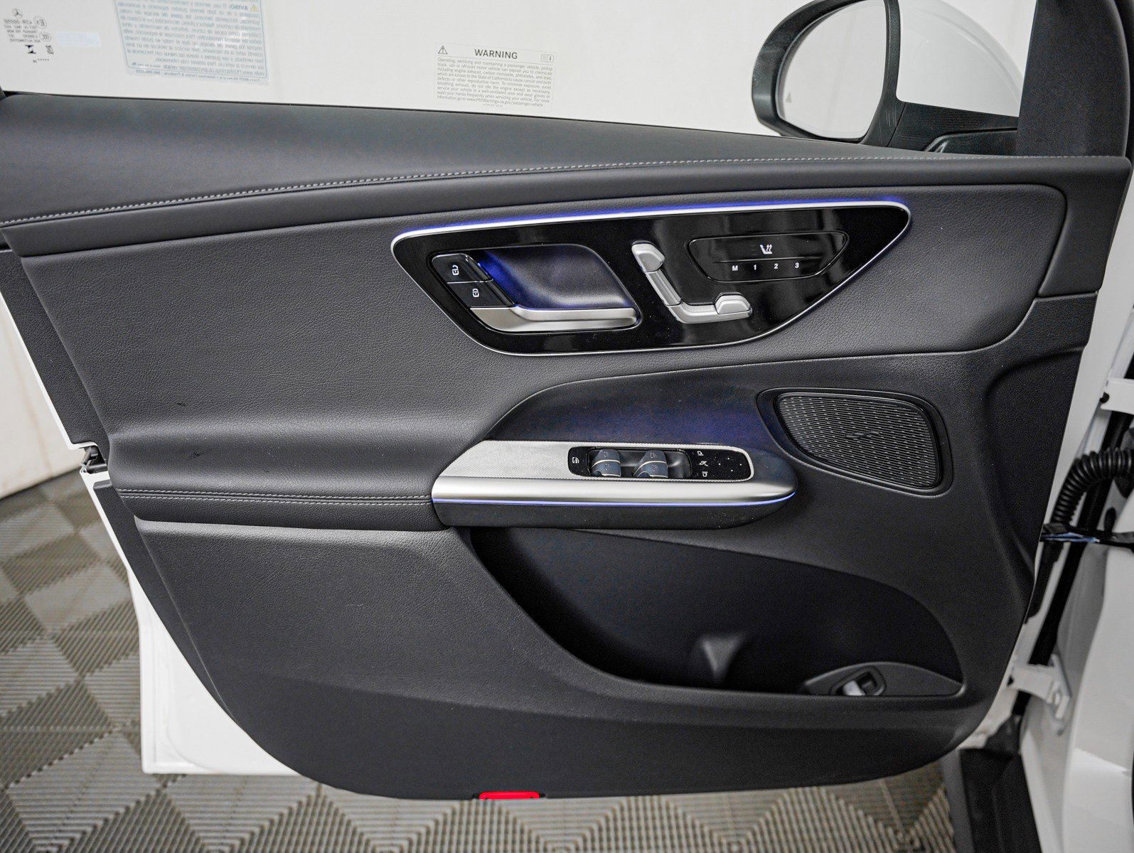 New 2026 Polar White Mercedes-Benz GLC 300 image 22