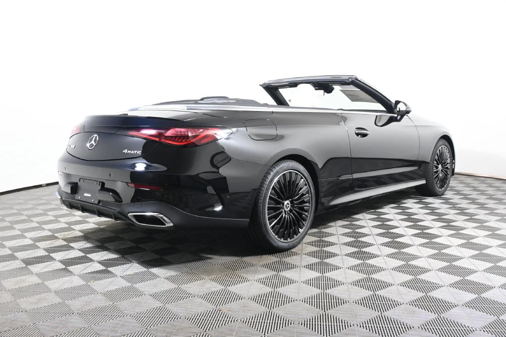 New 2027 Black Mercedes-Benz CLE 300 image 15
