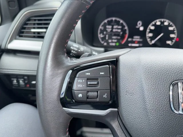 Used 2025  Honda Sport-L image 19