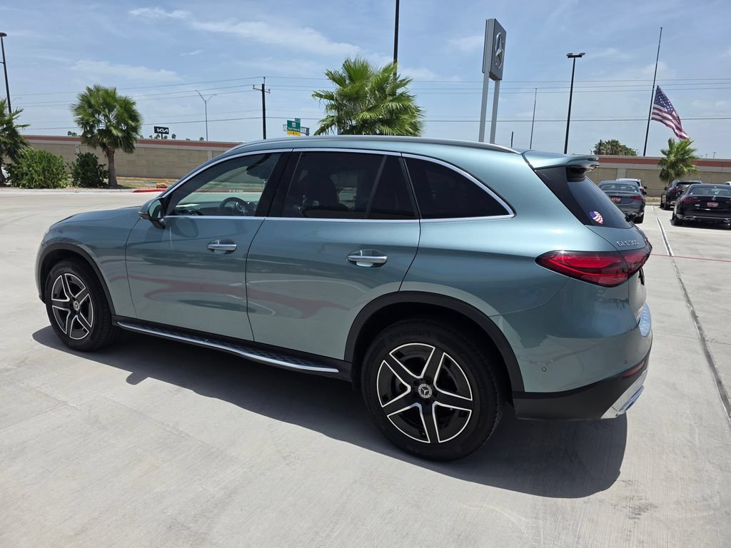 New 2026 Verde Silver Metallic Mercedes-Benz GLC 300 image 33