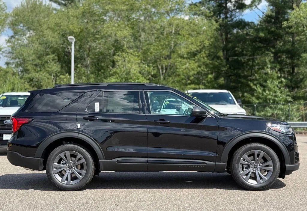 New 2026 Black Ford Active image 3