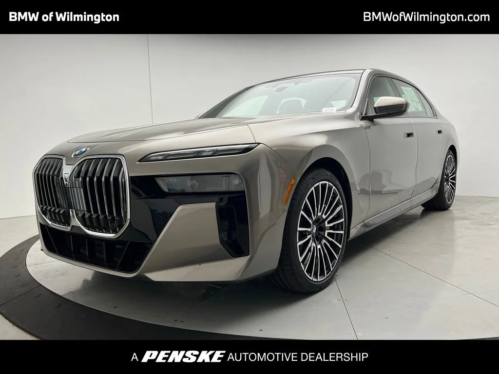 2026 BMW 7 Series 760i xDrive Sedan's photo