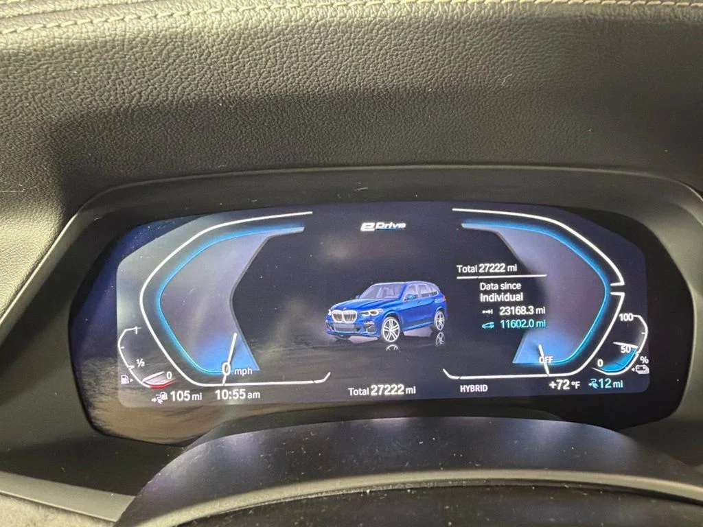 Certified Used 2023 Phytonic Blue Metallic BMW xDrive45e image 27