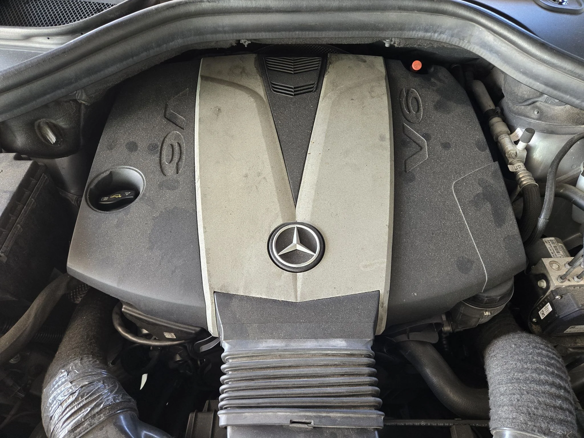 Used 2012 Palladium Silver Metallic Mercedes-Benz ML350 BlueTEC® image 34