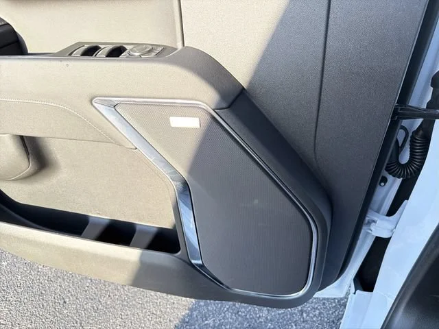 New 2026 Glacier White Tricoat GMC SLT image 23