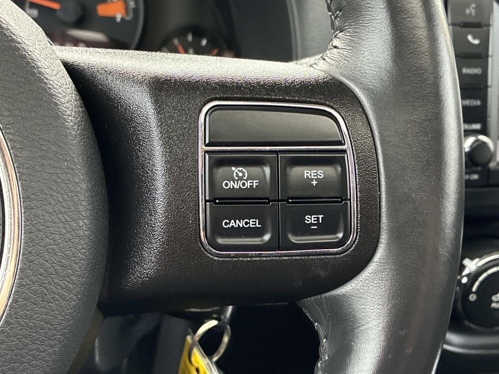 Used 2017 Gray Jeep Latitude image 23