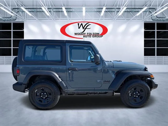 New 2026 Anvil Clear-Coat Exterior Paint Jeep Sport image 2