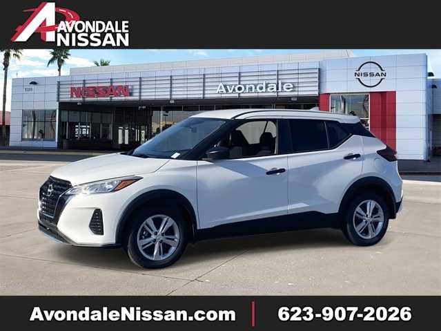 2025 Nissan KICKS PLAY Base