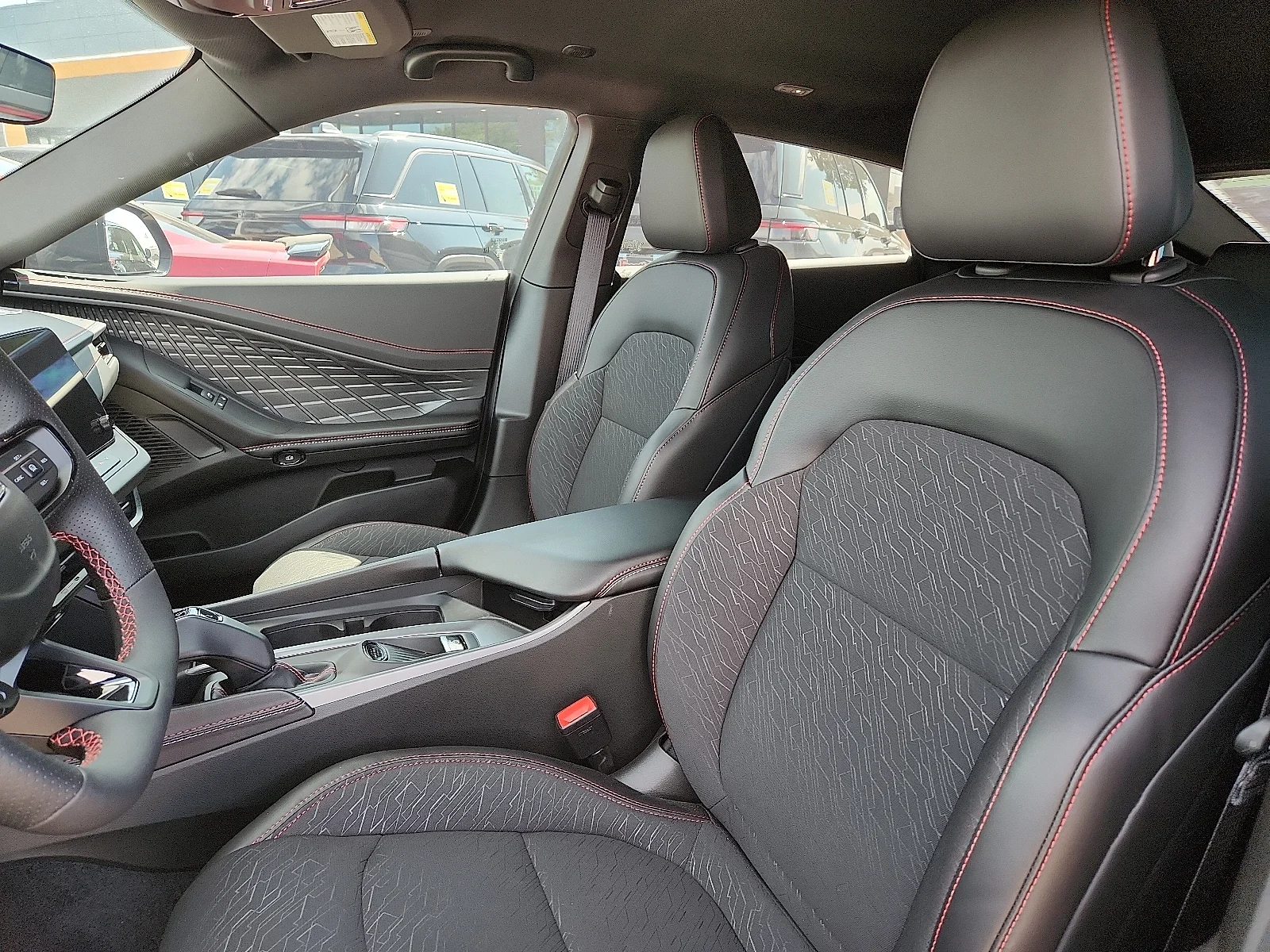 New 2026 Diamond Black Crystal Pearlcoat Dodge R/T 4-DOOR AWD image 11