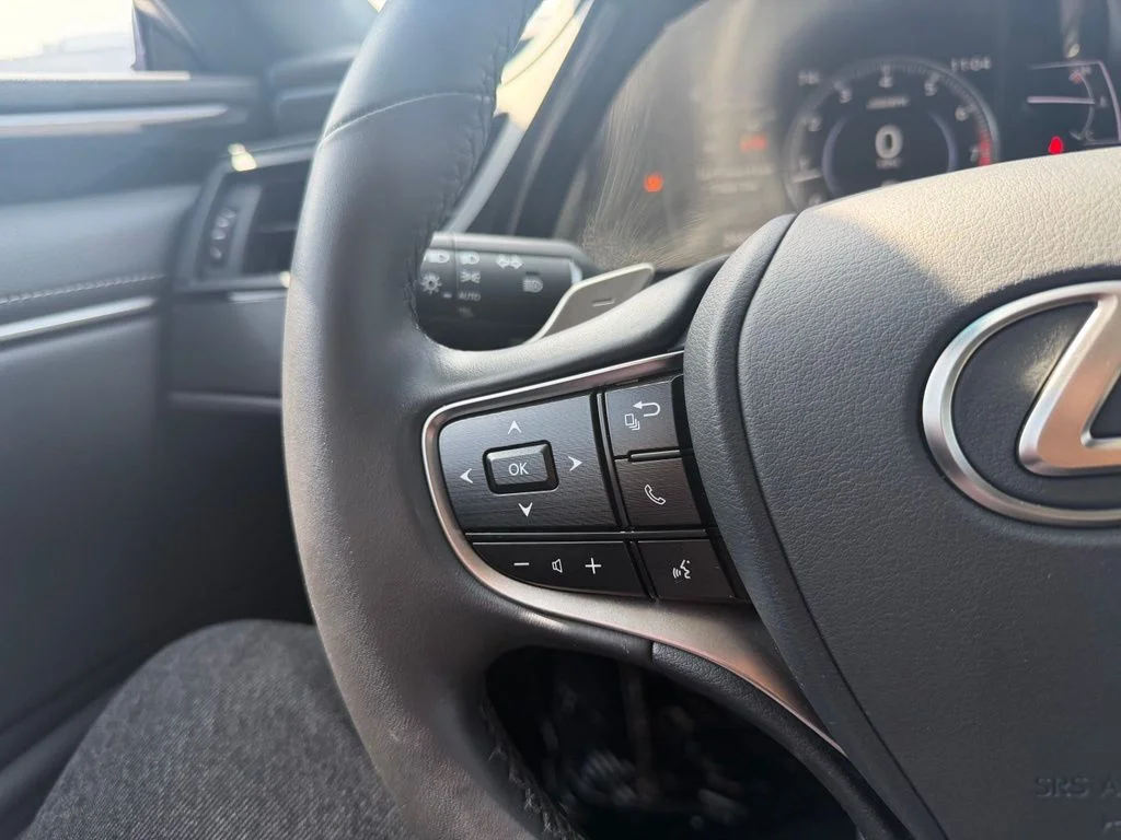 Used 2024 Black Lexus 350 image 5