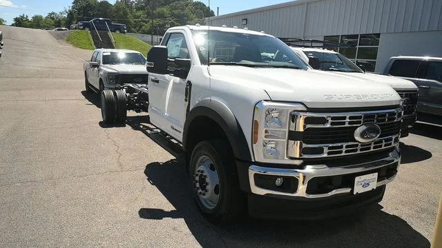 New 2026 White Ford XL image 4