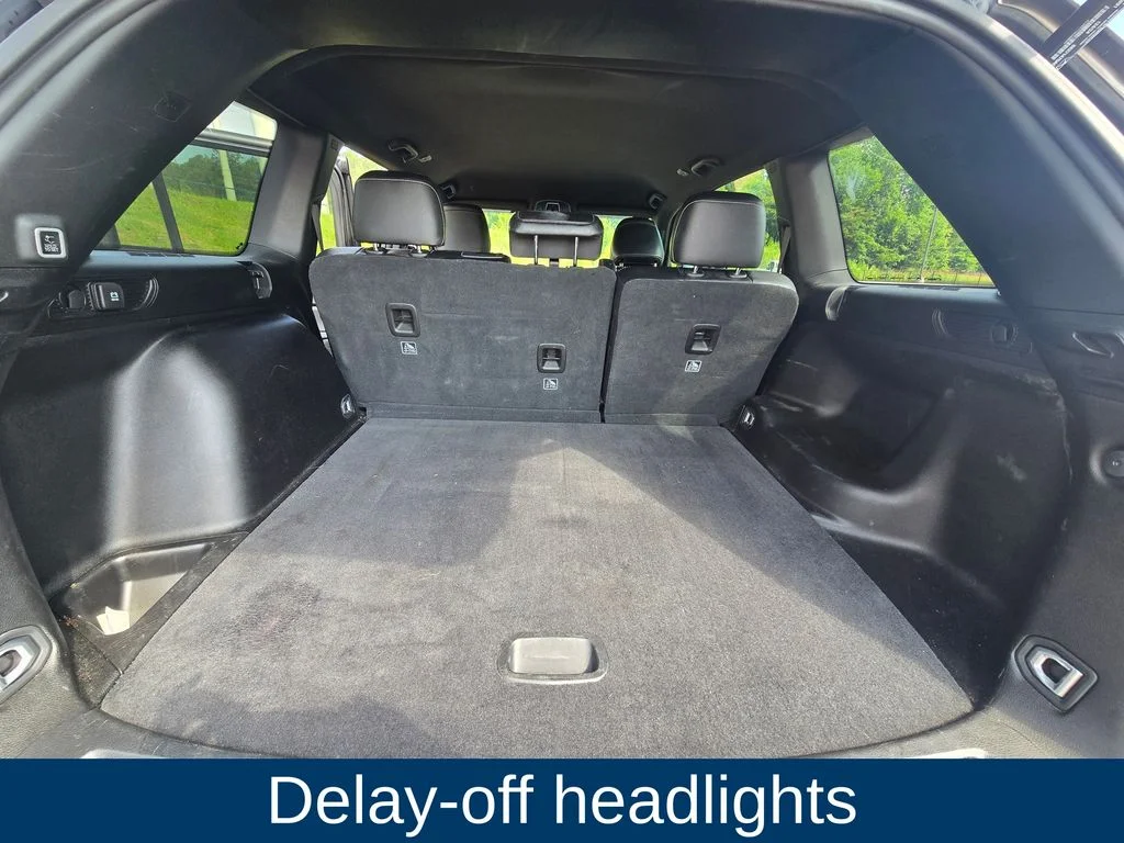 Used 2024 Gray Jeep Altitude image 15