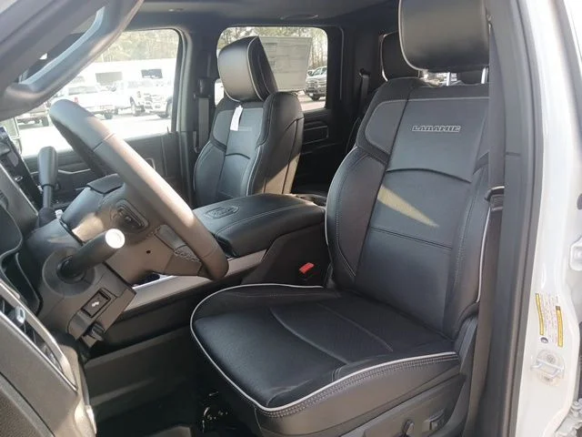 New 2026 Bright White Clear-Coat Exterior Paint RAM Laramie image 37