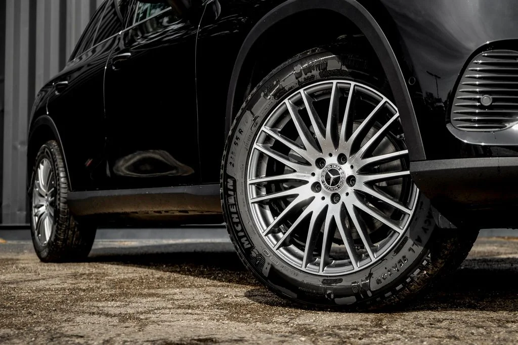 New 2026 Black Mercedes-Benz GLC 300 image 7