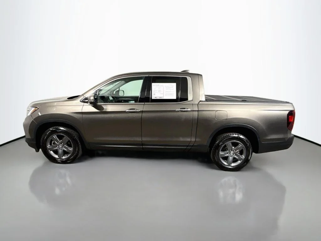 Used 2022 Pacific Pewter Metallic Honda RTL-E image 4