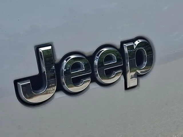 Certified Used 2023 White Jeep Limited image 31
