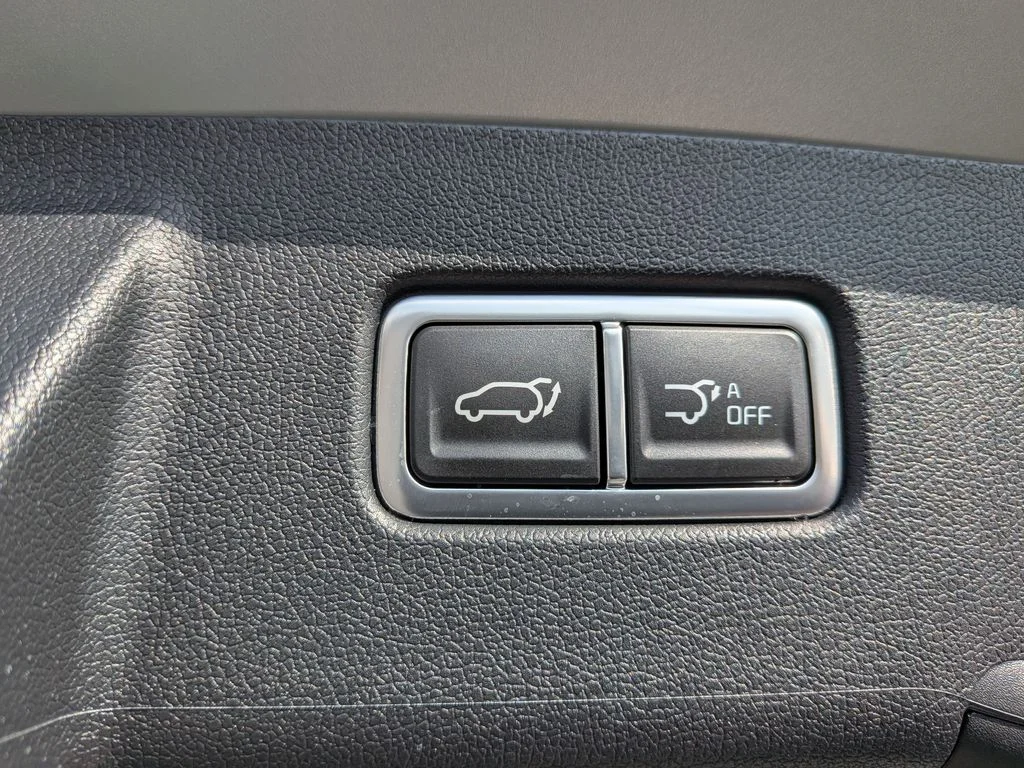 2026 Kia Sorento EX - Photo 24