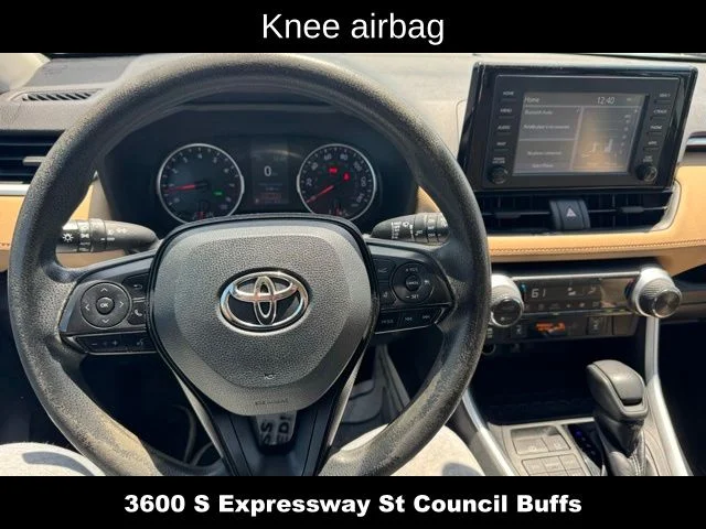 Used 2019 Gray Toyota XLE image 19